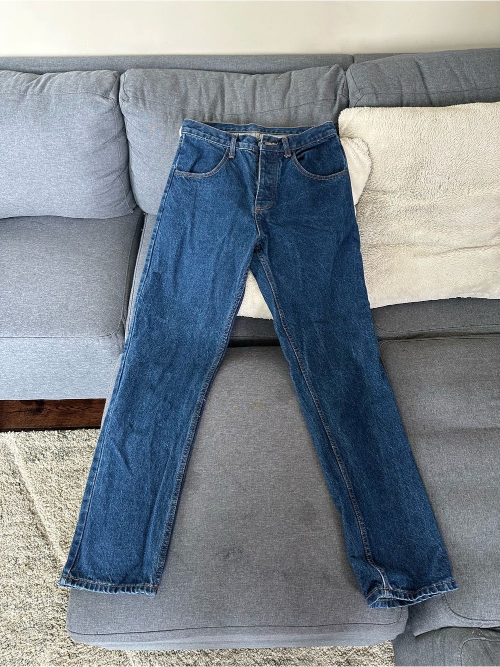 Brandy Melville Straight Leg Jeans in Dark Blue Denim